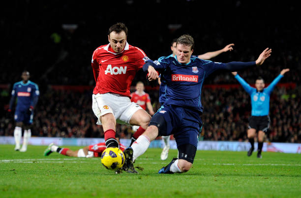 本文聚焦近 本文聚焦近