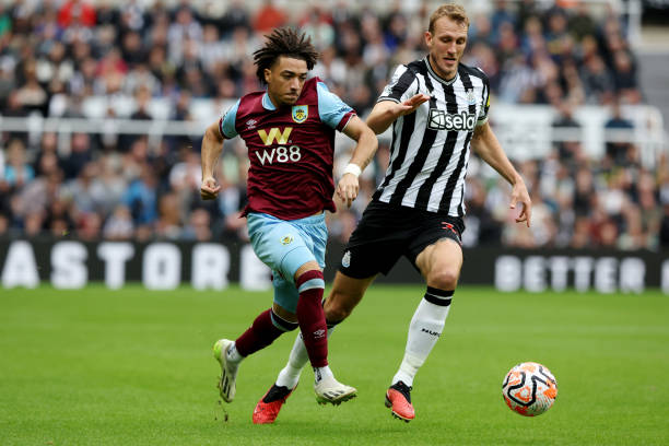 刻引发球迷 刻引发球迷